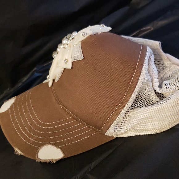 BOHO CHIC RHINESTONE TRUCKER HAT - Picture 4 of 4